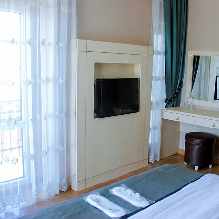 Отель Buyukada Princess 3*