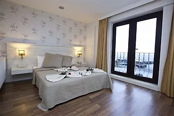 Buyukada Princess Szálloda 3*